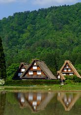 白川郷合掌造り建物の画像その2