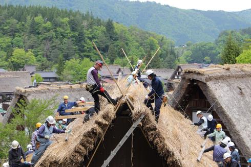 伝統建築工匠の技