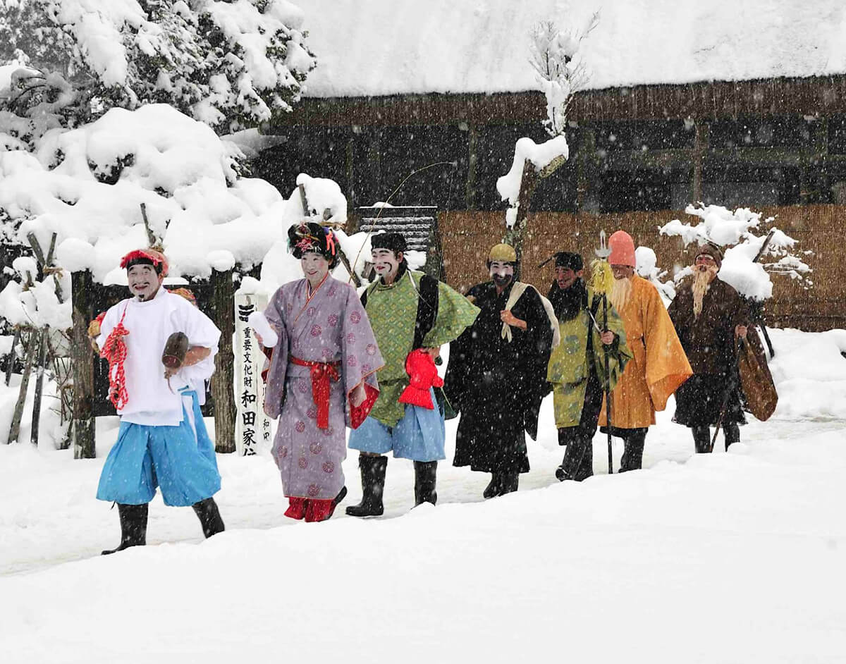 白川村の春駒踊りの画像