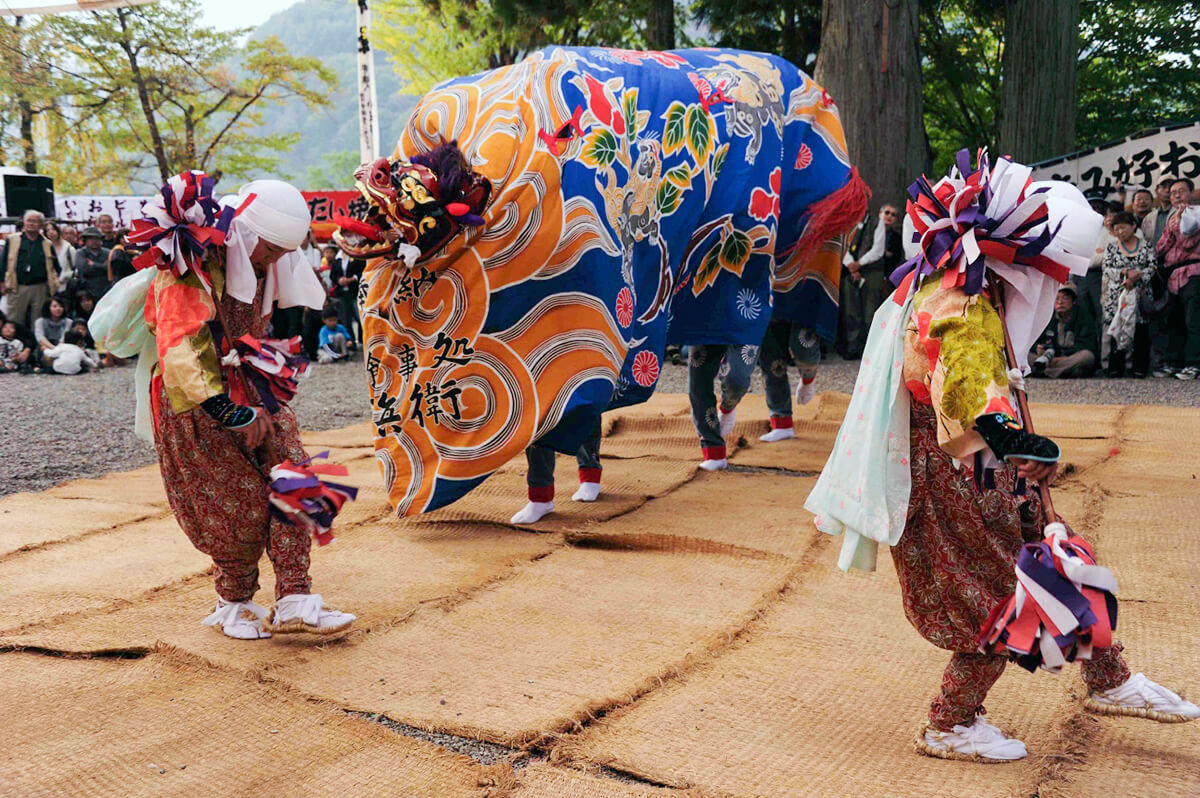 白川村の獅子舞の画像