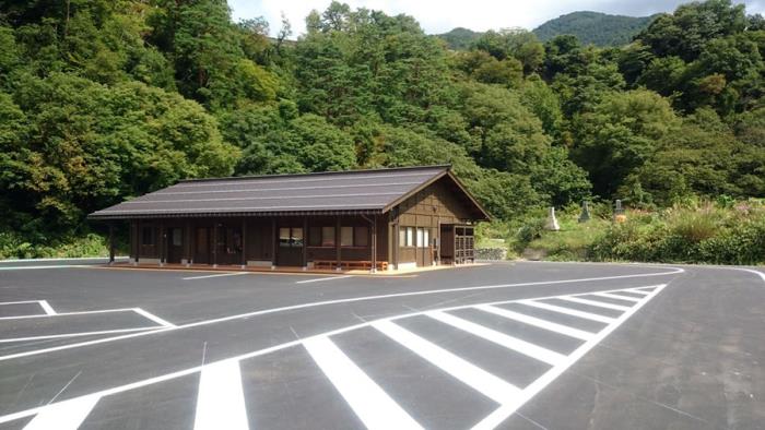 Shirakawa-go Bus Terminal_1